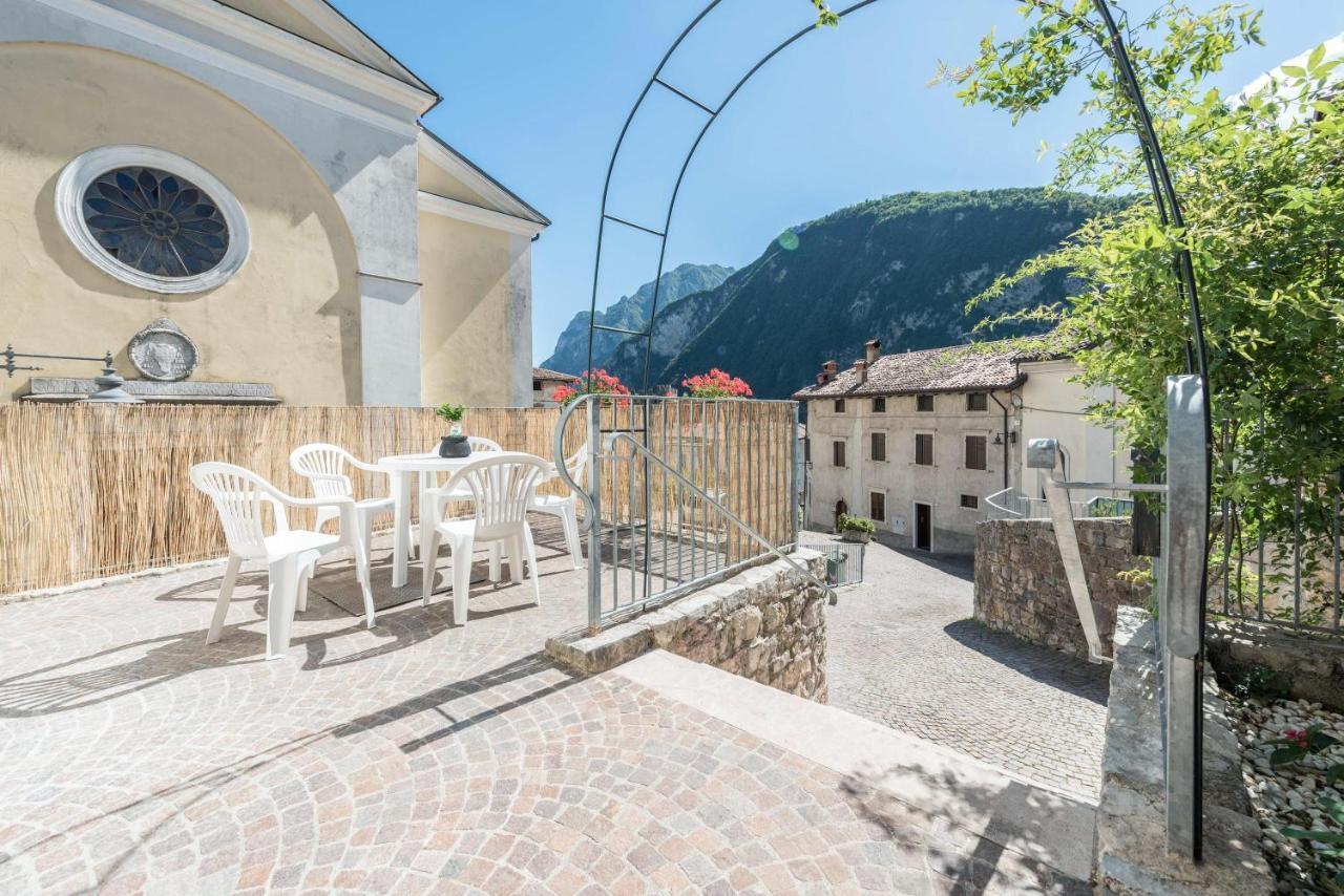 Appartamento Ania Vista Castello Тенно Екстер'єр фото