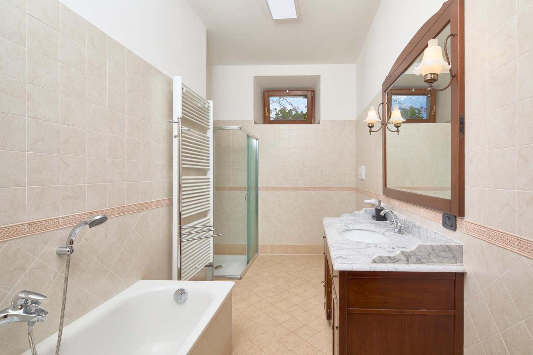 Appartamento Ania Vista Castello Тенно Екстер'єр фото
