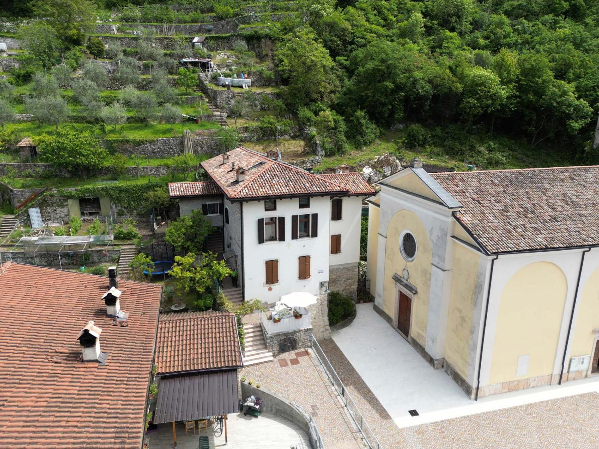 Appartamento Ania Vista Castello Тенно Екстер'єр фото